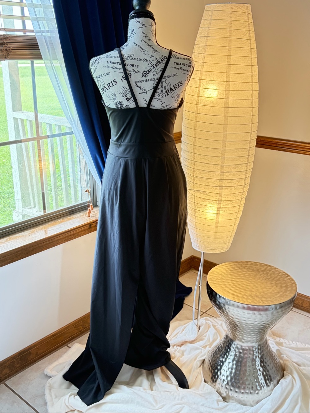 HALARA Black Wide-Leg V-Neck Jumpsuit - Picture 2 of 4
